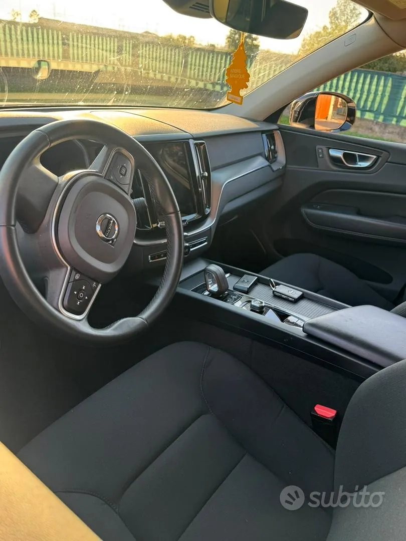 Volvo Xc60 2022 photo 4