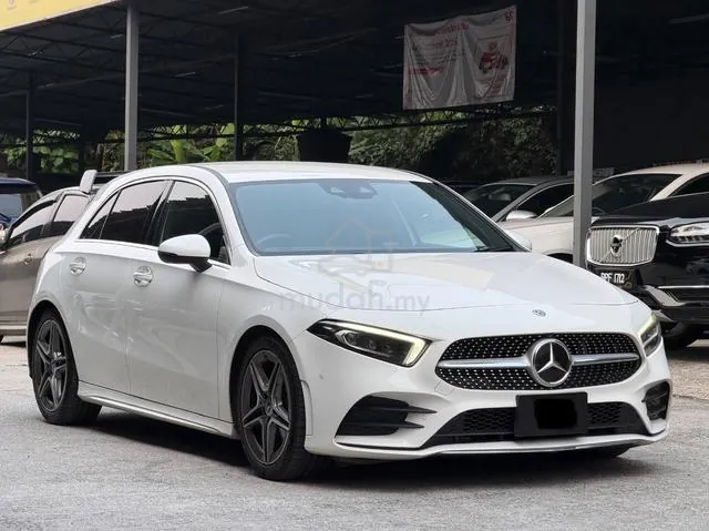 Mercedes-Benz A180