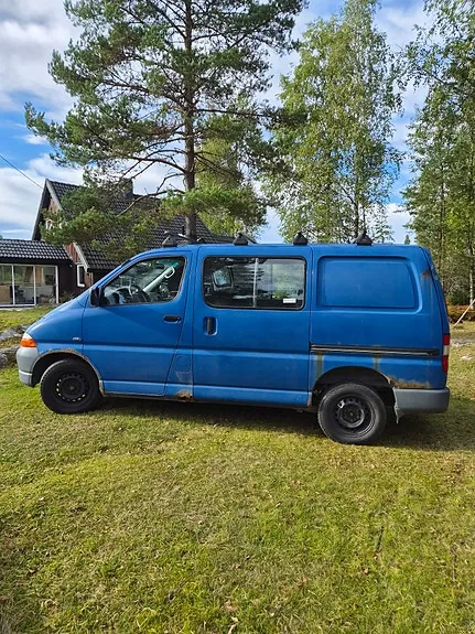 Toyota Hiace 2005 photo 3