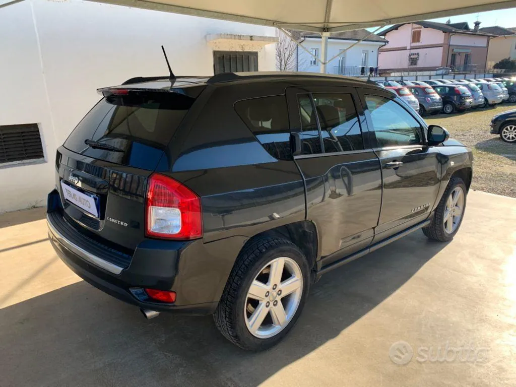 Jeep Compass 2011 photo 5