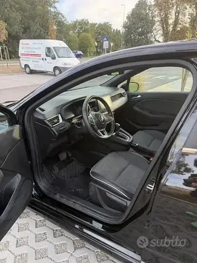 Renault Clio 2022 photo 5