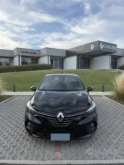 Renault Clio 2022 photo 2
