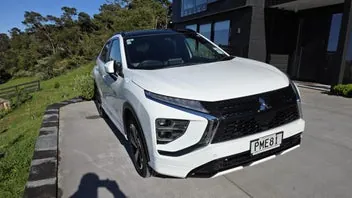 Mitsubishi Eclipse Cross 2022 photo 3