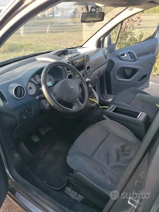 Peugeot Partner 2009 photo 4