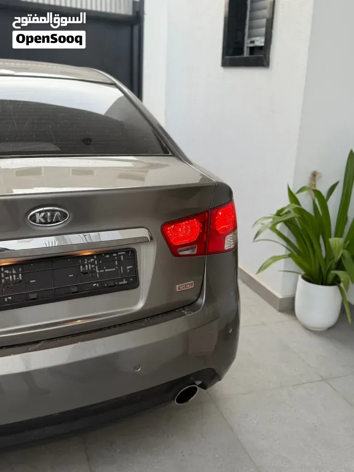 Kia Forte 2012 photo 3