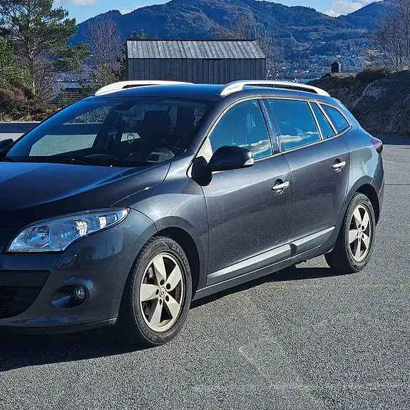 Renault Megane 2010 photo 4