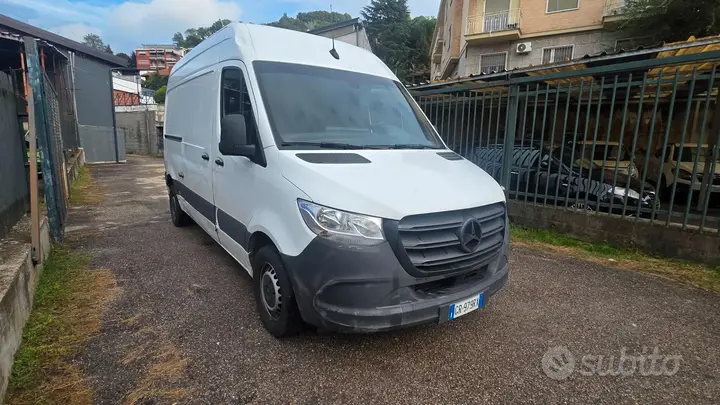 Mercedes-Benz Sprinter 2023 photo 3