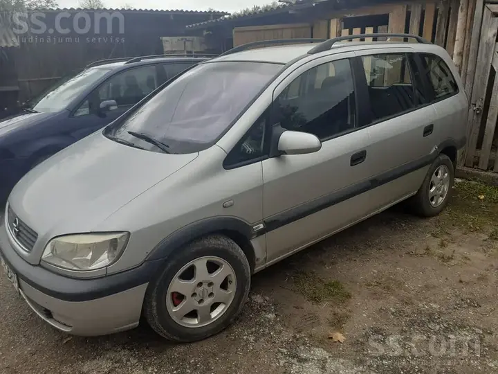 Opel Zafira 2001 photo 2