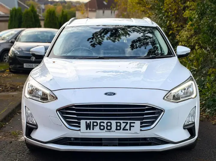 Ford Focus 2018 photo 2