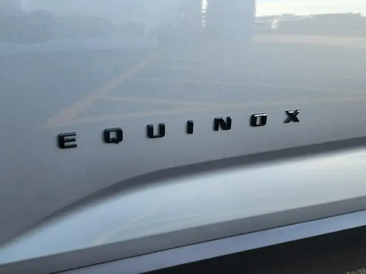 Chevrolet Equinox 2027 photo 5