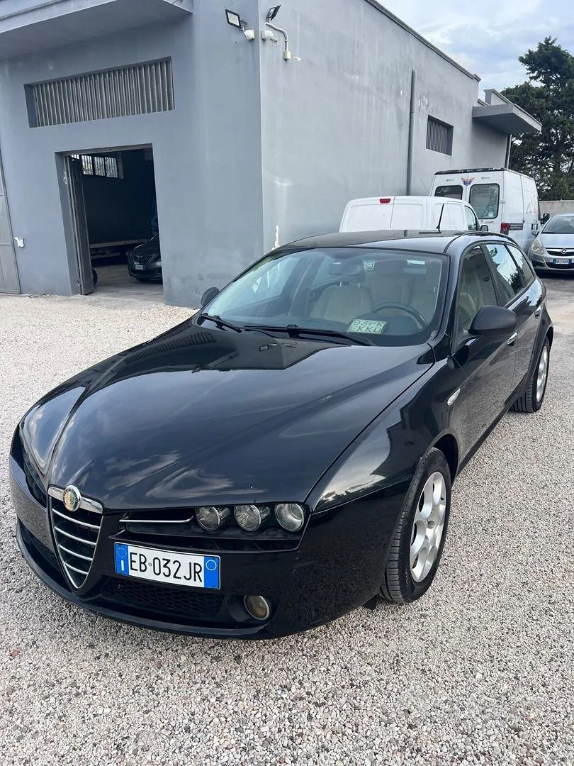 Alfa Romeo 159