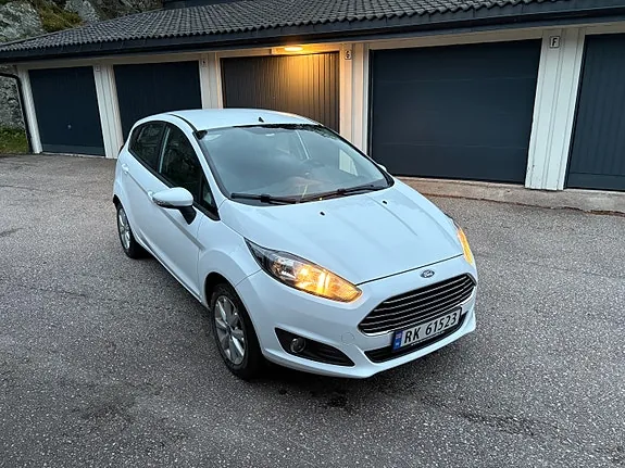 Ford Fiesta 2013 photo 3