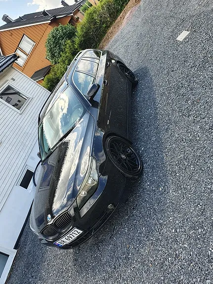 BMW 5-Serie 2004 photo 2