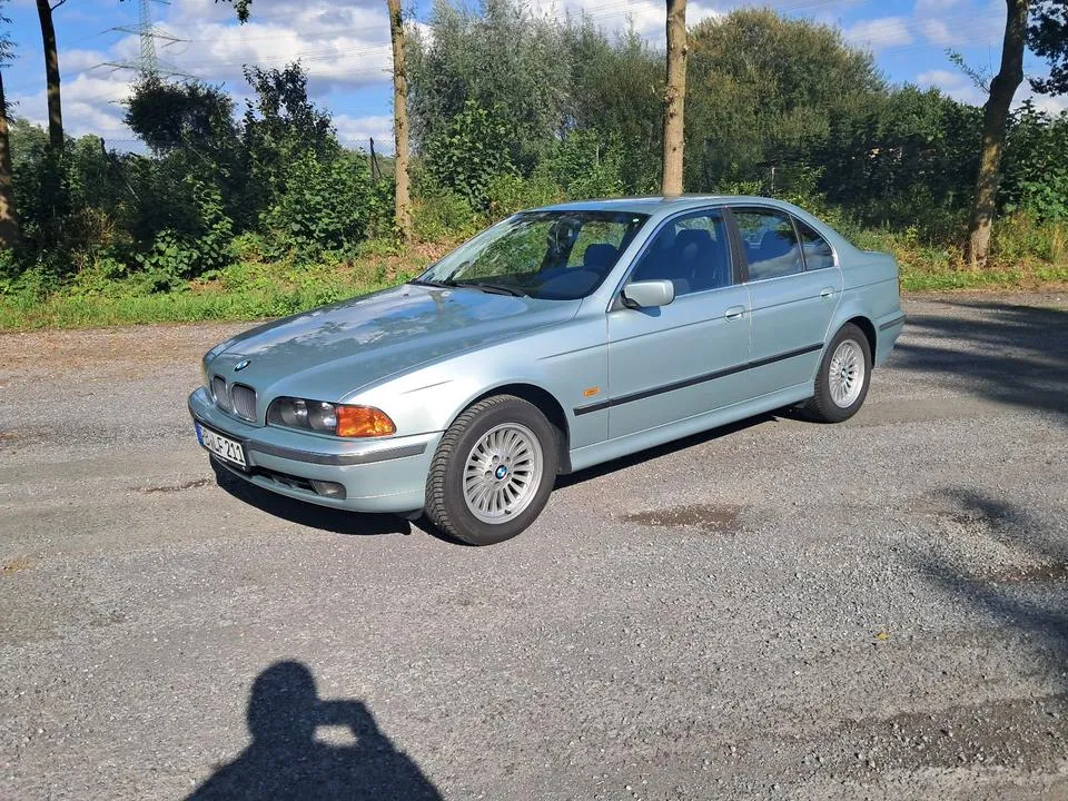 BMW 520I E39