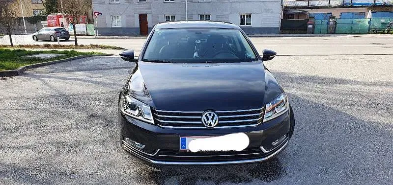 Volkswagen Passat 2011 photo 3