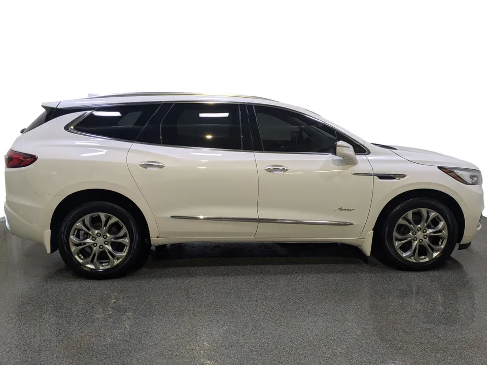 Buick Enclave 2021 photo 2