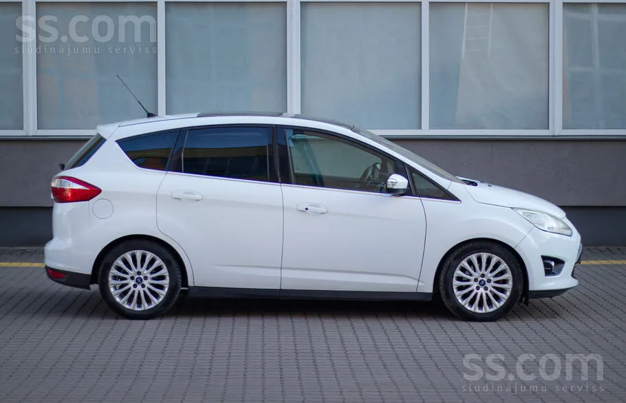 Ford C-Max 2012 photo 4