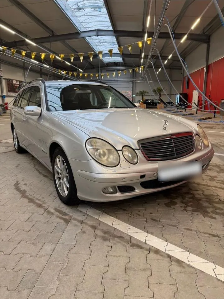 Mercedes-Benz E 220 Cdi