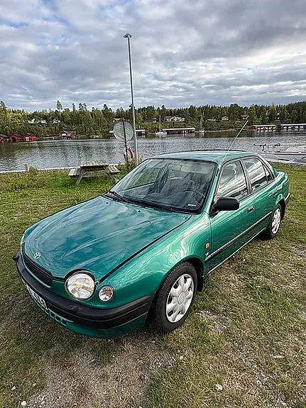 Toyota Corolla 2000 photo 2