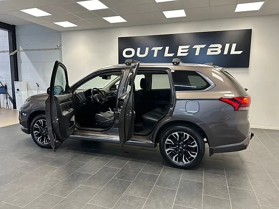 Mitsubishi Outlander 2018 photo 3