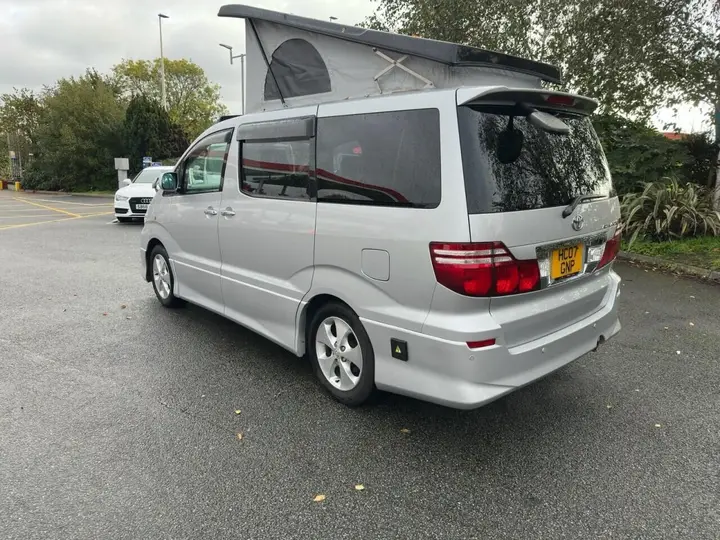 Toyota Alphard 2022 photo 5