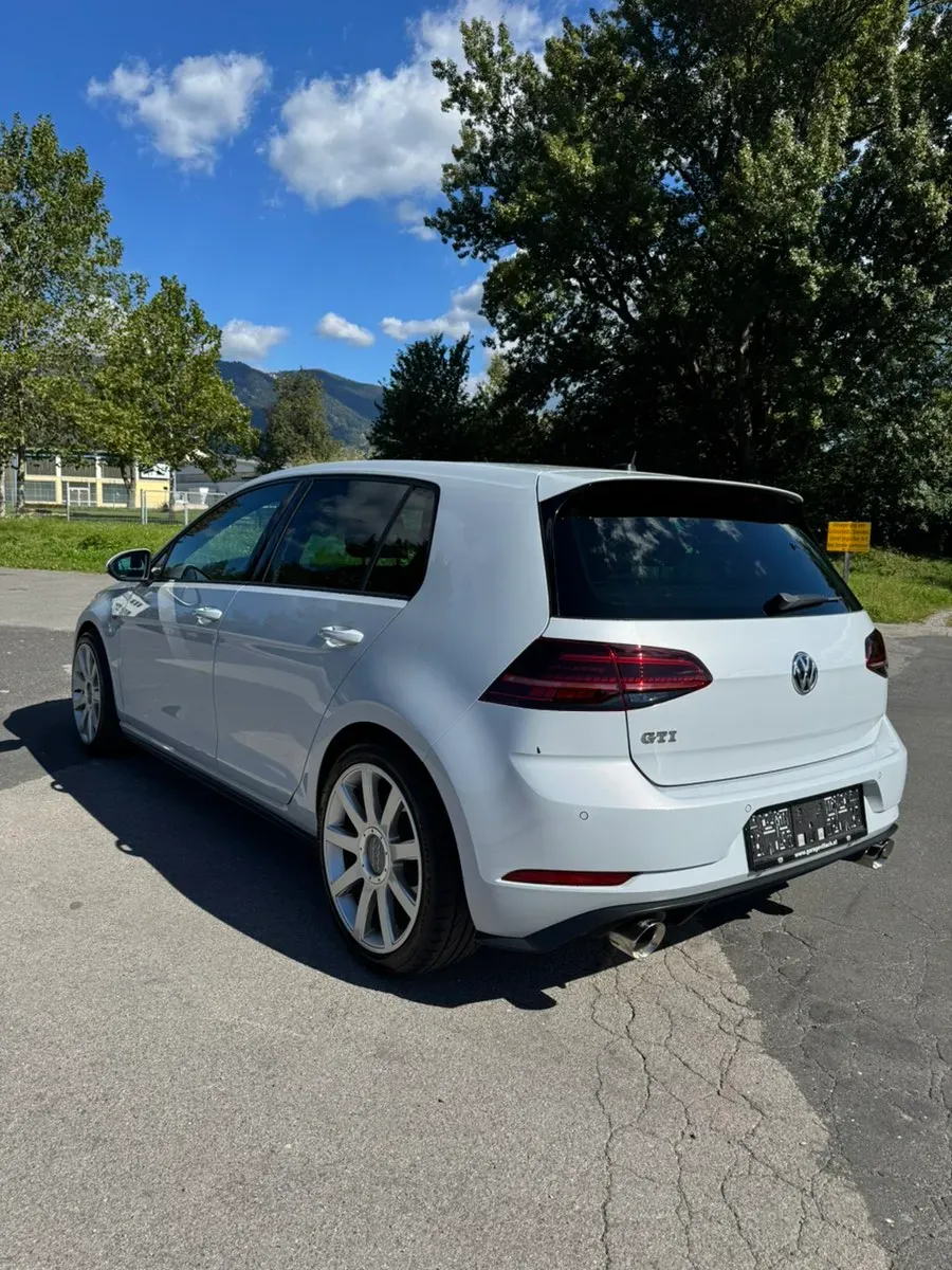 Volkswagen Golf 2017 photo 3