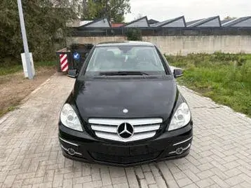 Mercedes-Benz B160