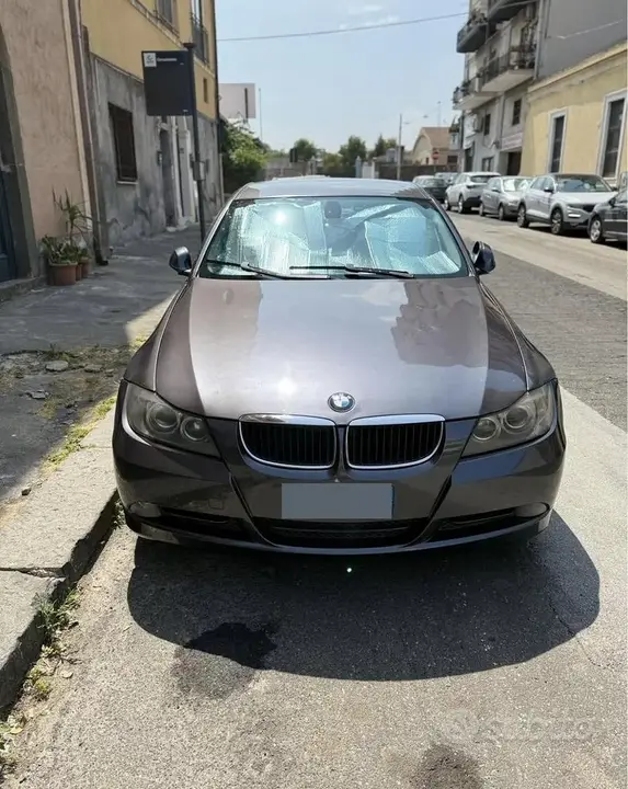 BMW 3 Series 2006 photo 2