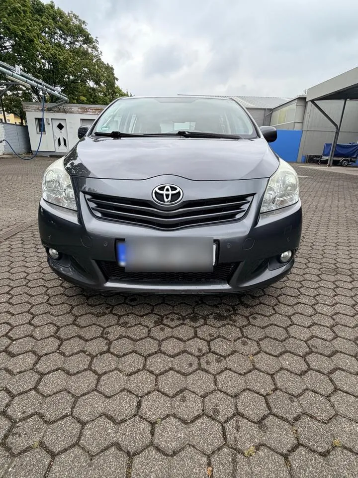 Toyota Verso