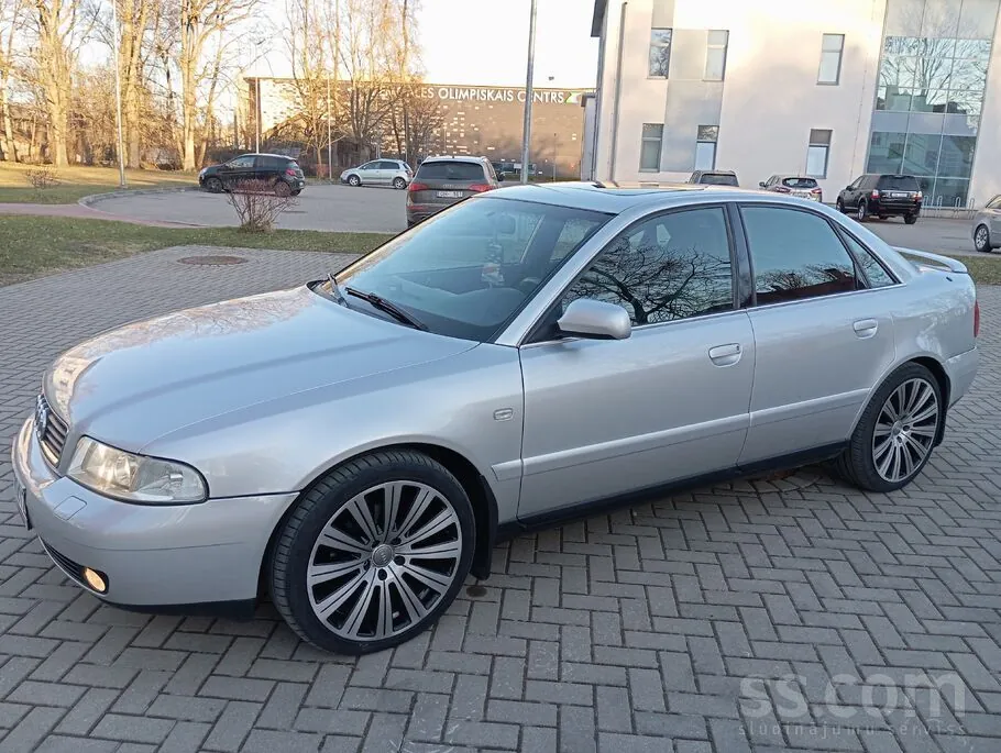 Audi A4 2000 photo 4