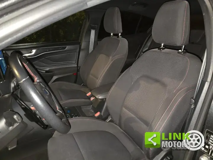 Ford Focus 2019 photo 5