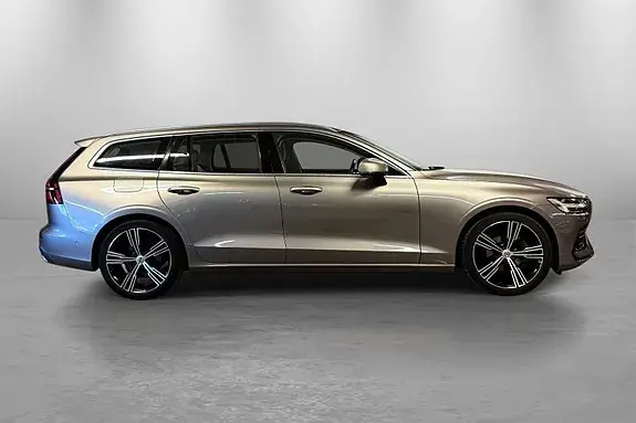 Volvo V60 2019 photo 4