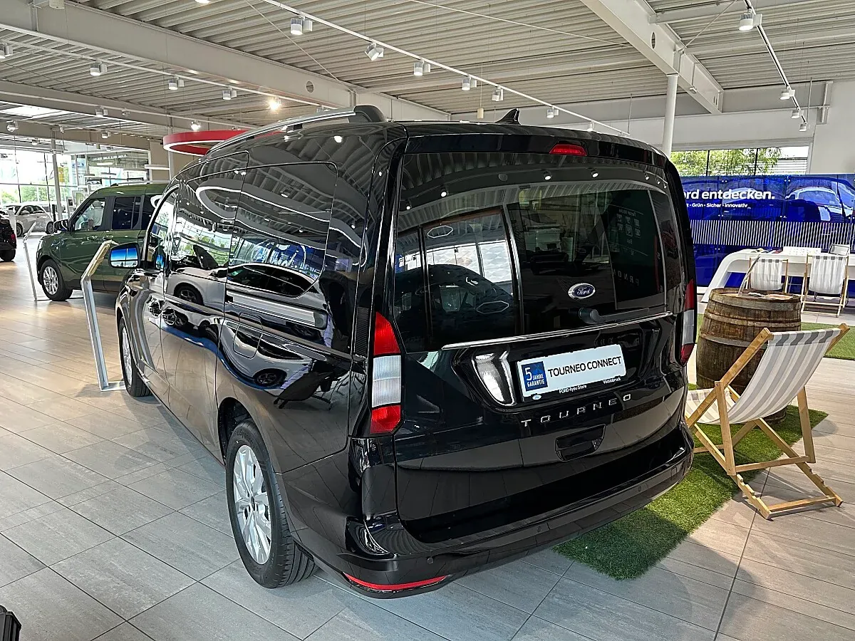 Ford Tourneo Connect 2026 photo 2