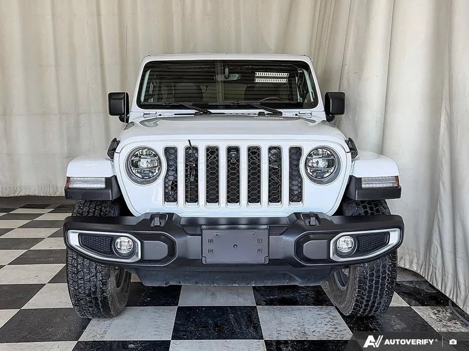 Jeep Wrangler 2022 photo 2