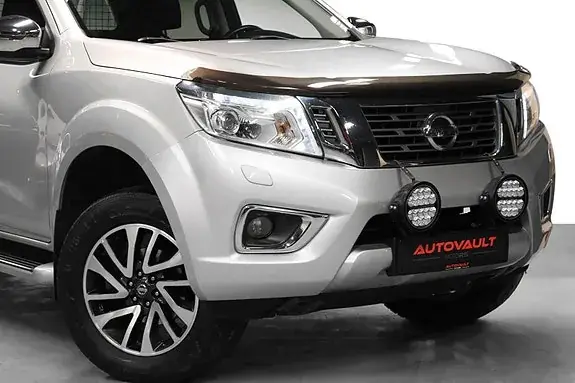Nissan Navara 2018 photo 2