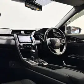 Honda Civic 2018 photo 4