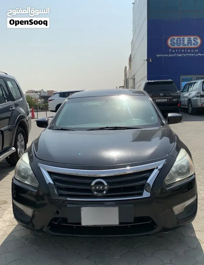 Nissan Altima 2014 photo 2