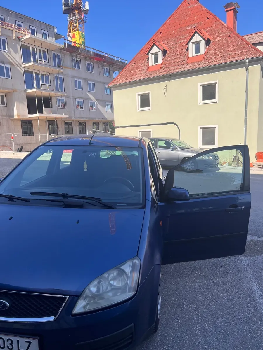 Ford C-Max 2005 photo 2