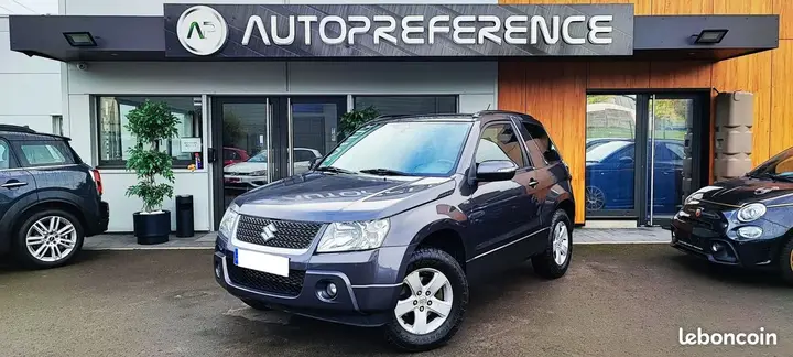 Suzuki Grand Vitara 2011 photo 3