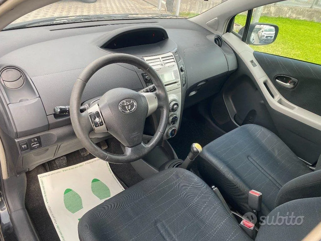 Toyota Yaris 2008 photo 5