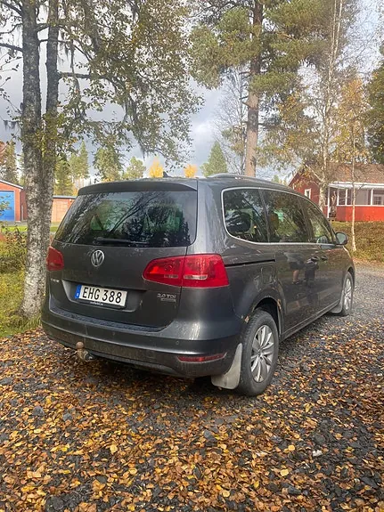 Volkswagen Sharan 2014 photo 2