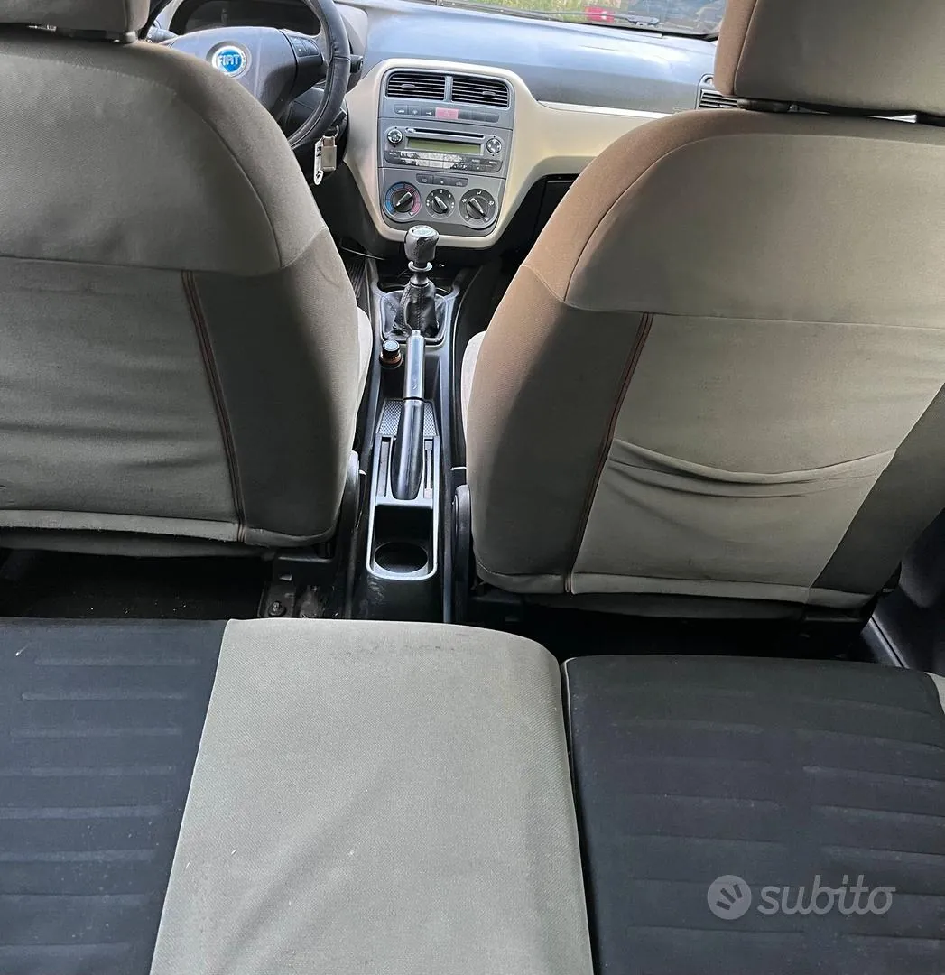 Fiat Grande Punto 2007 photo 3