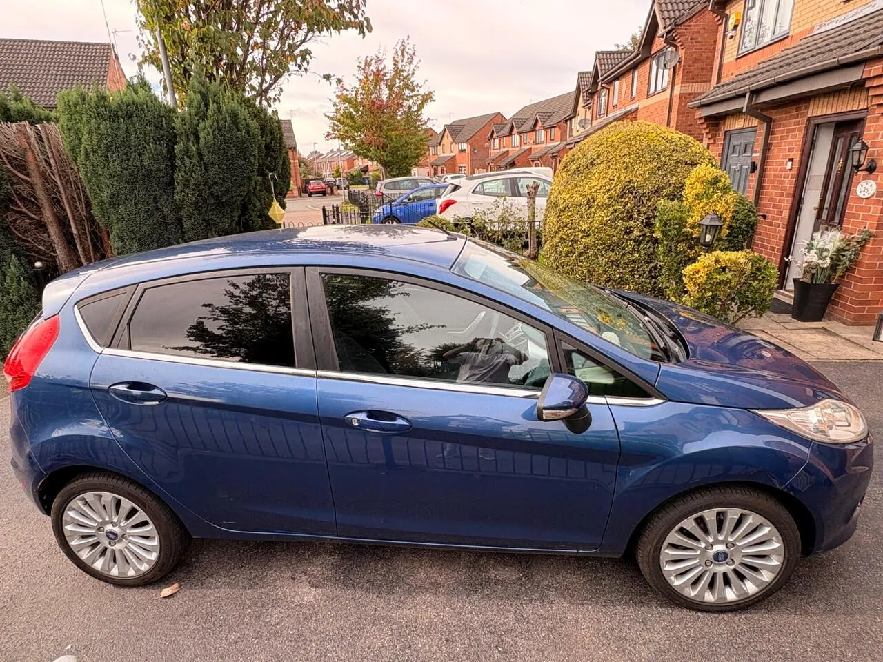 Ford Fiesta 2010 photo 3