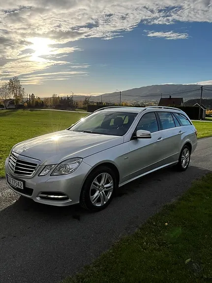 Mercedes-Benz E220 D