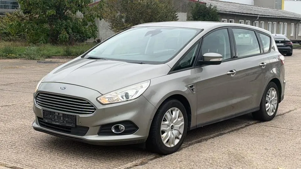 Ford S-Max