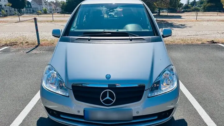 Mercedes-Benz A160