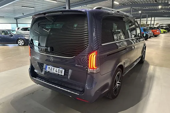 Mercedes-Benz V300 2025 photo 4