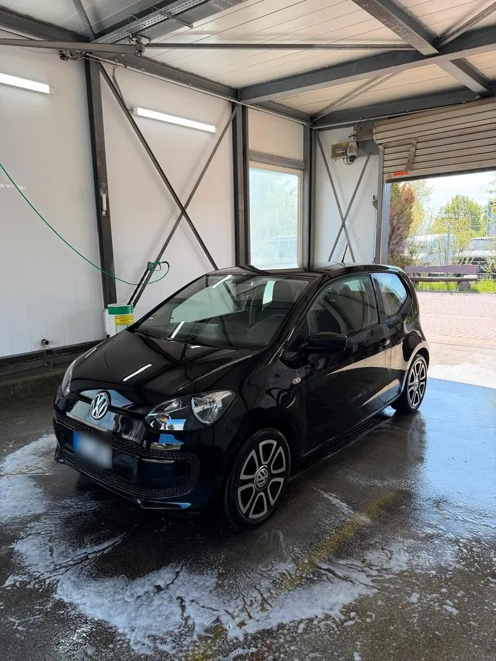 Volkswagen Up