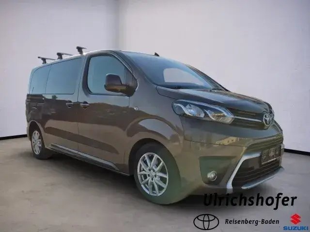 Toyota Proace 2018 photo 2