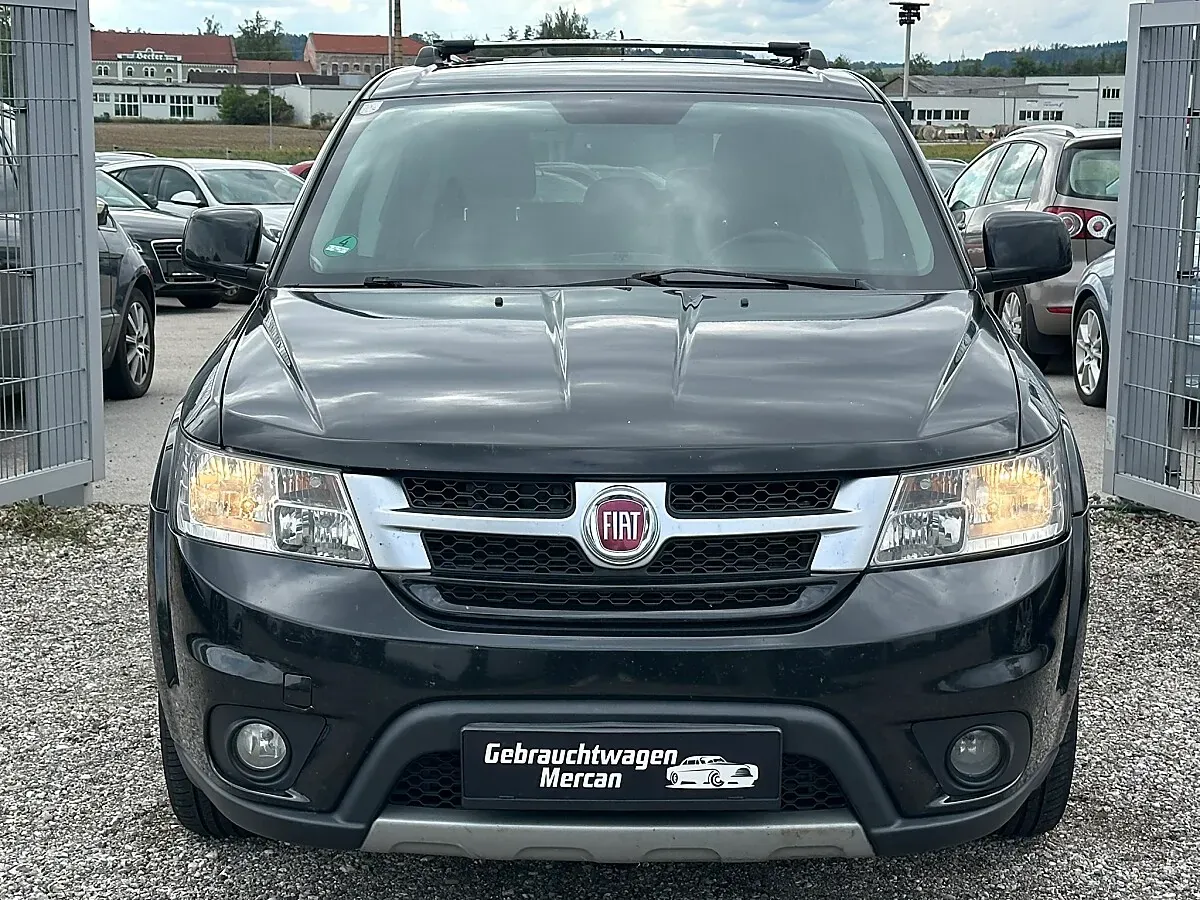 Fiat Freemont 2013 photo 2
